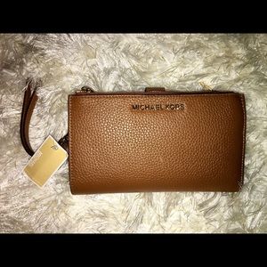 Michael Kors wristlet NEW W/ TAGS